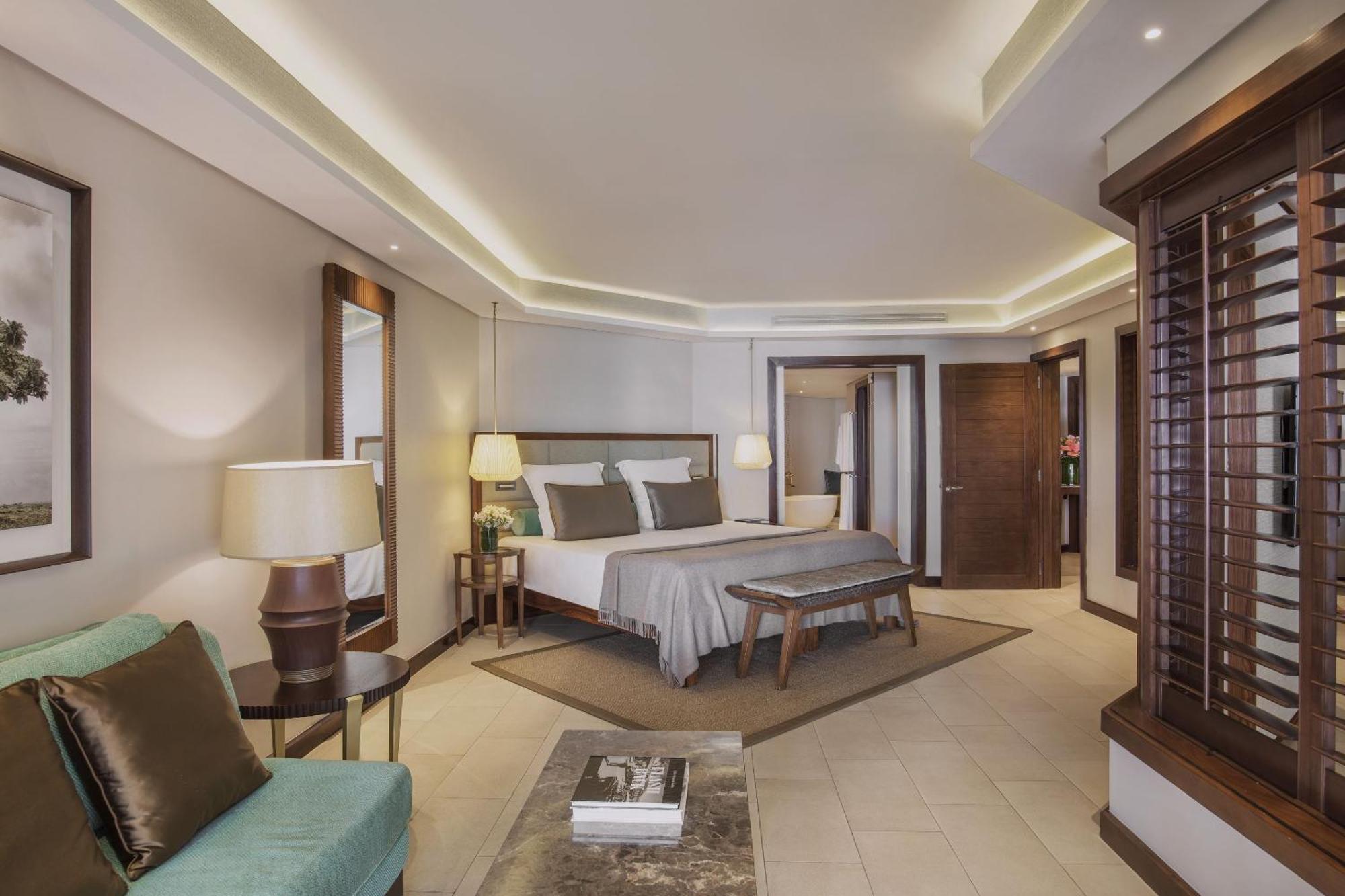 Ocean Suite + A One Hour Complimentary Massage Per Adult Per Stay,1550785378:JPEG