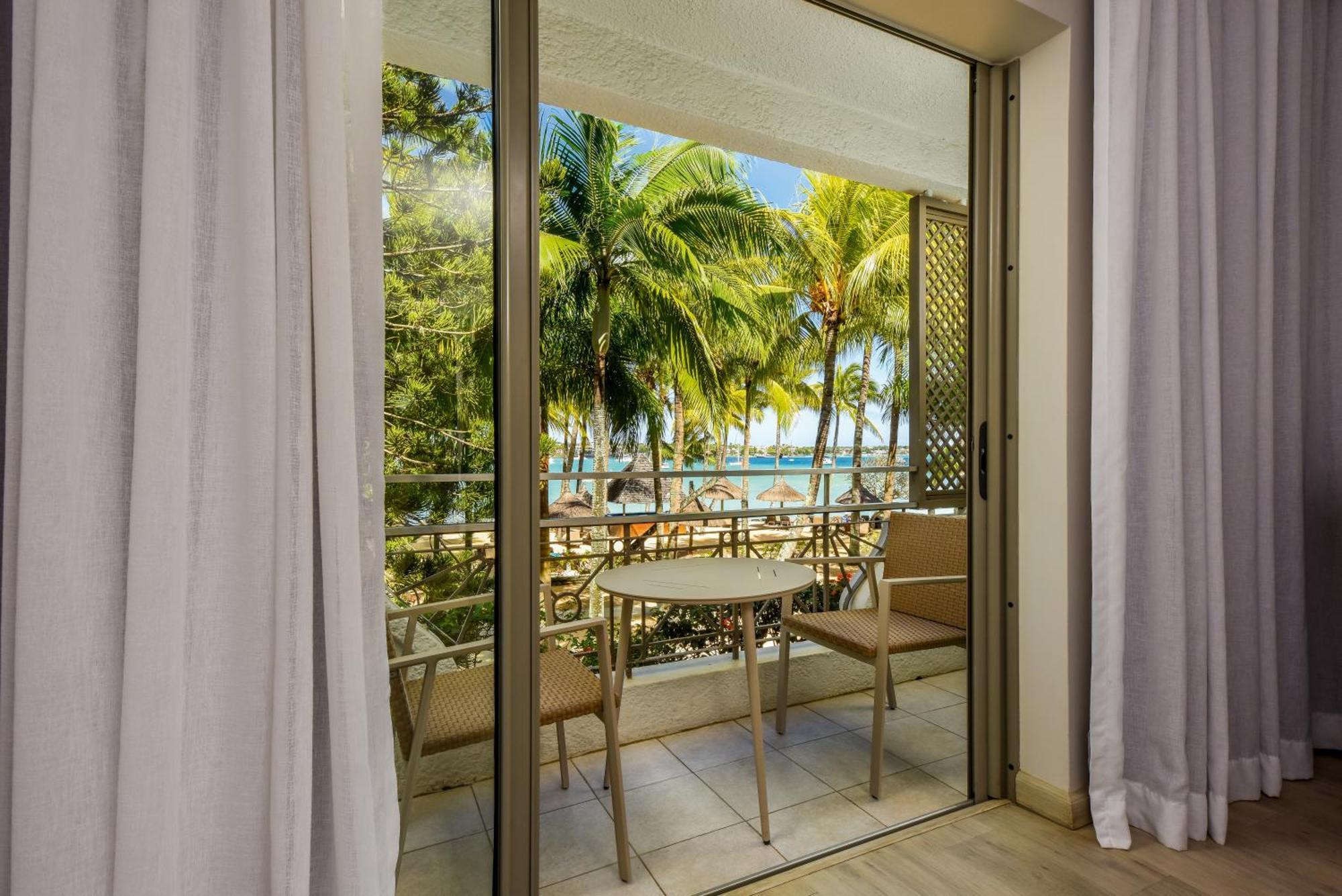 Standard Beachfront Room