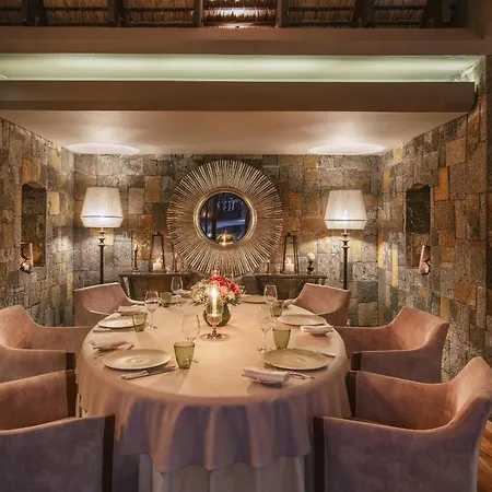 Royal Palm Beachcomber Luxury-2